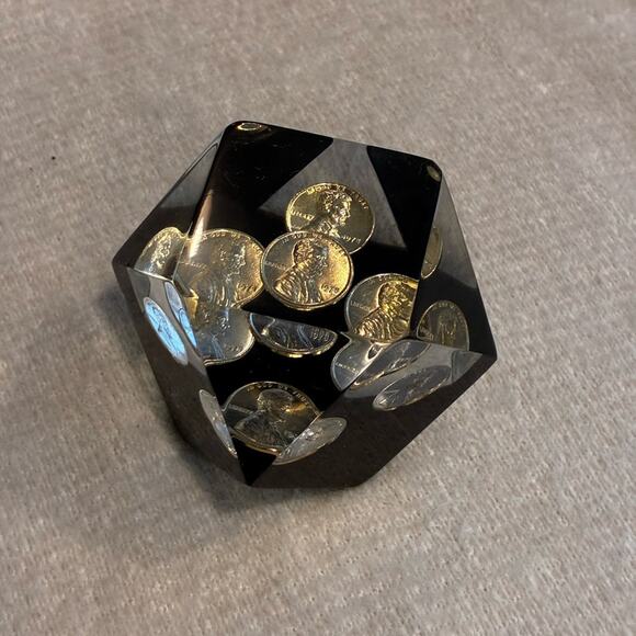 Vintage Acrylic Lucite 1978Geometric Floating Penny paperweight - Picture 6 of 7